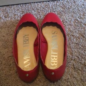 Red Sam and Libby scalloped flats